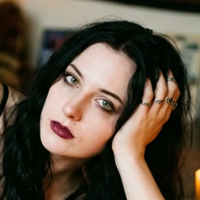 Goth Girlfriend - Willow